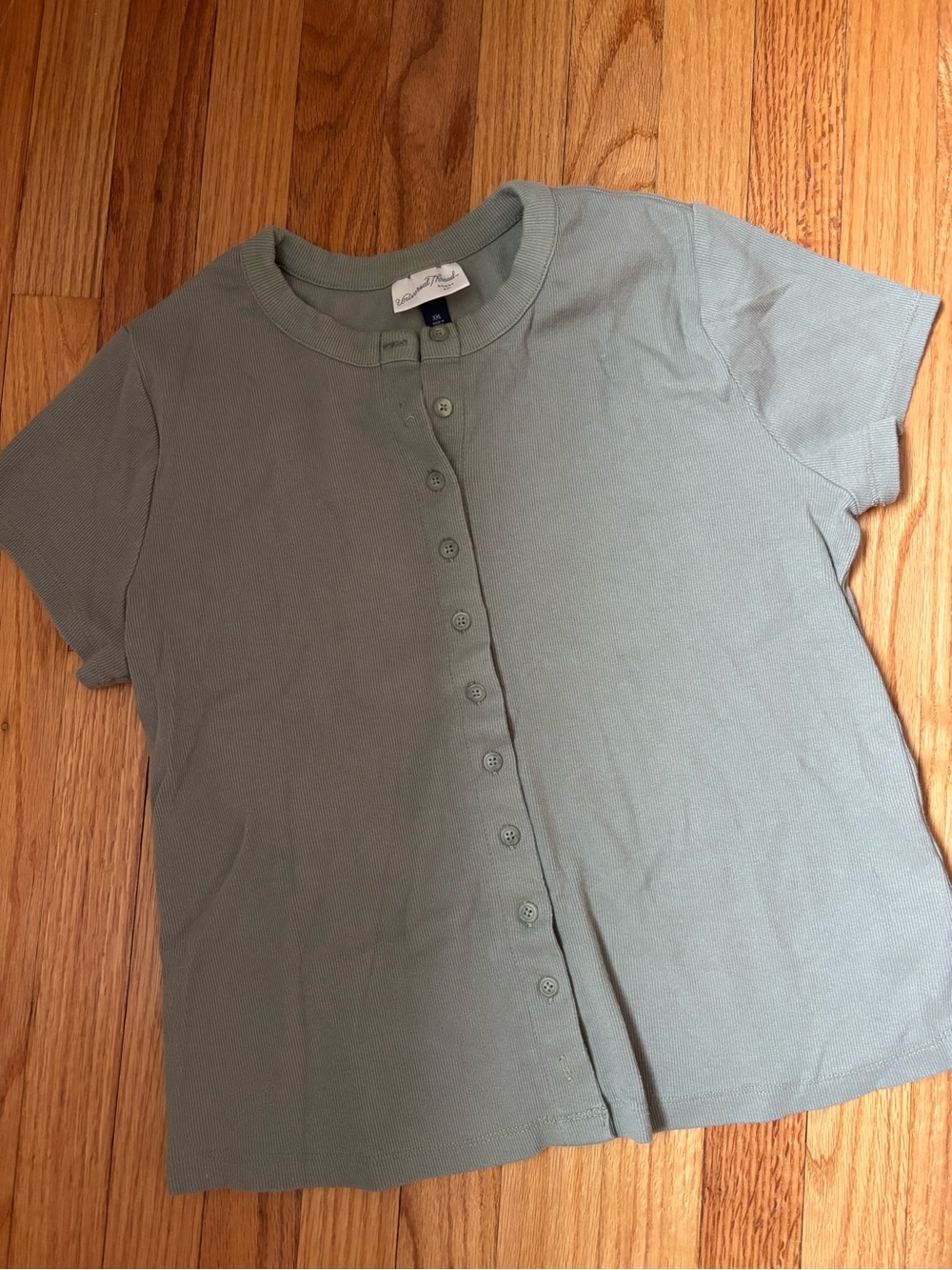 Universal Thread Sage Green Short Sleeve Button Front Top